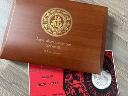 Sada čtyř stříbrných mincí 1/2oz Perth Mint Lunarní kalendář Série III v etui s kartou mincí 