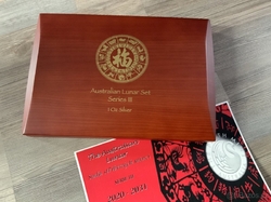 Sada čtyř stříbrných mincí 1oz Perth Mint Lunarní kalendář Série III v etui s kartou mincí 