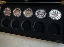 Sada stříbrných minci Hudební legendy od Royal Mint - Music Legends 1oz v etui