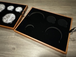 Malé plato na stříbrné mince Český lev 1, 2, 5, 10 oz