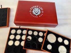 Velká etue pro stříbrné mince Český lev 