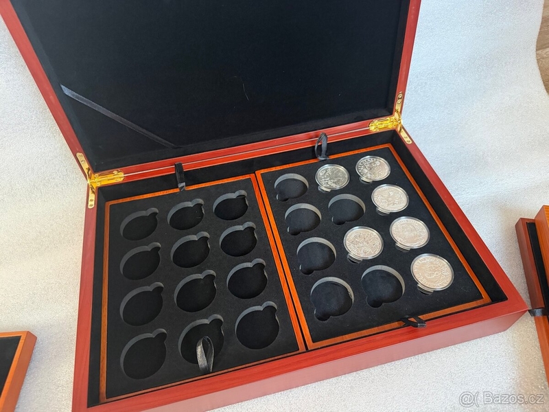 Velká etue pro stříbrné mince Český lev 